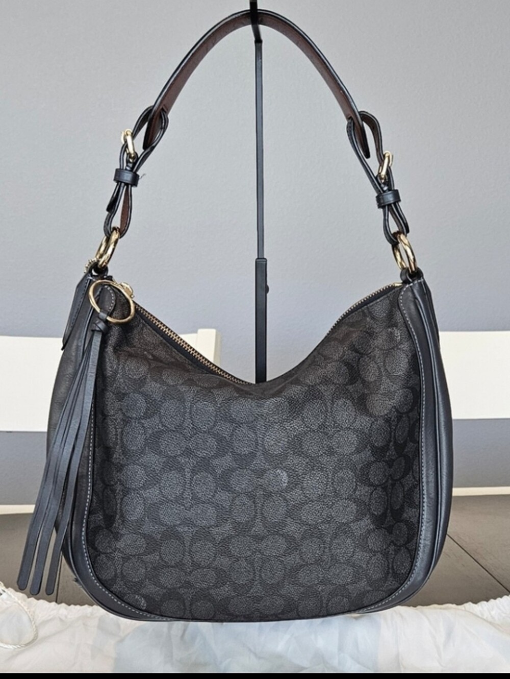 COACH EUC Sutton Signature Hobo Bag with Tassel In Charcoal Midnight Navy - Picture 3 of 16